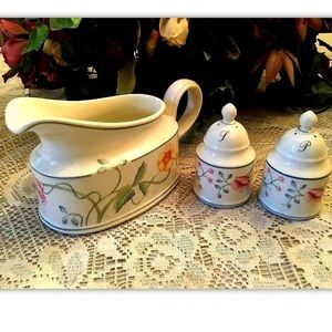 Villeroy & Boch Albertina Gravy Boat Salt Pepper